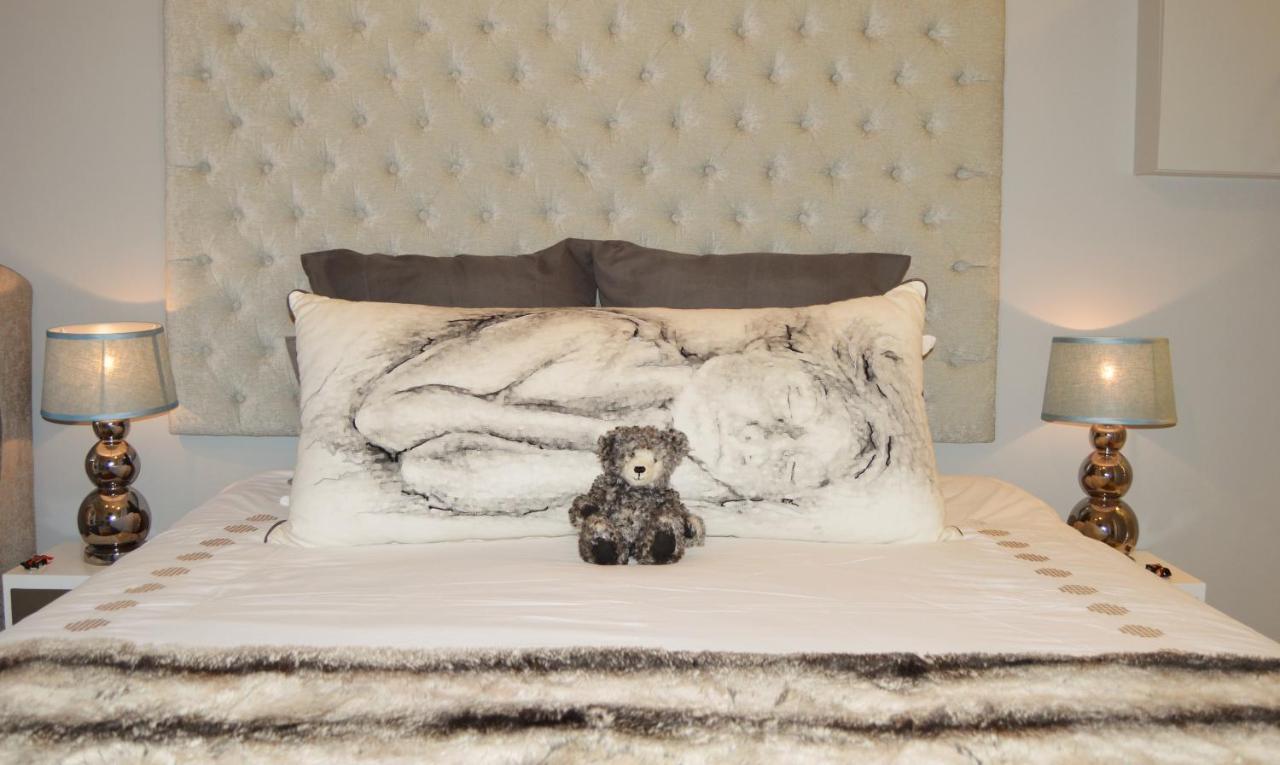 1Aa Wilhelmina Luxury Suites 弗朗斯胡克 外观 照片